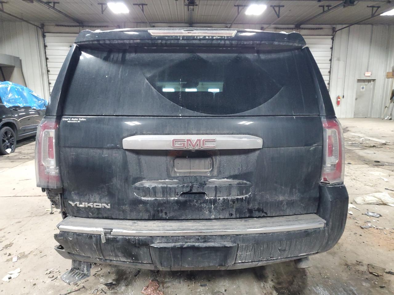 2015 GMC Yukon - Image 6