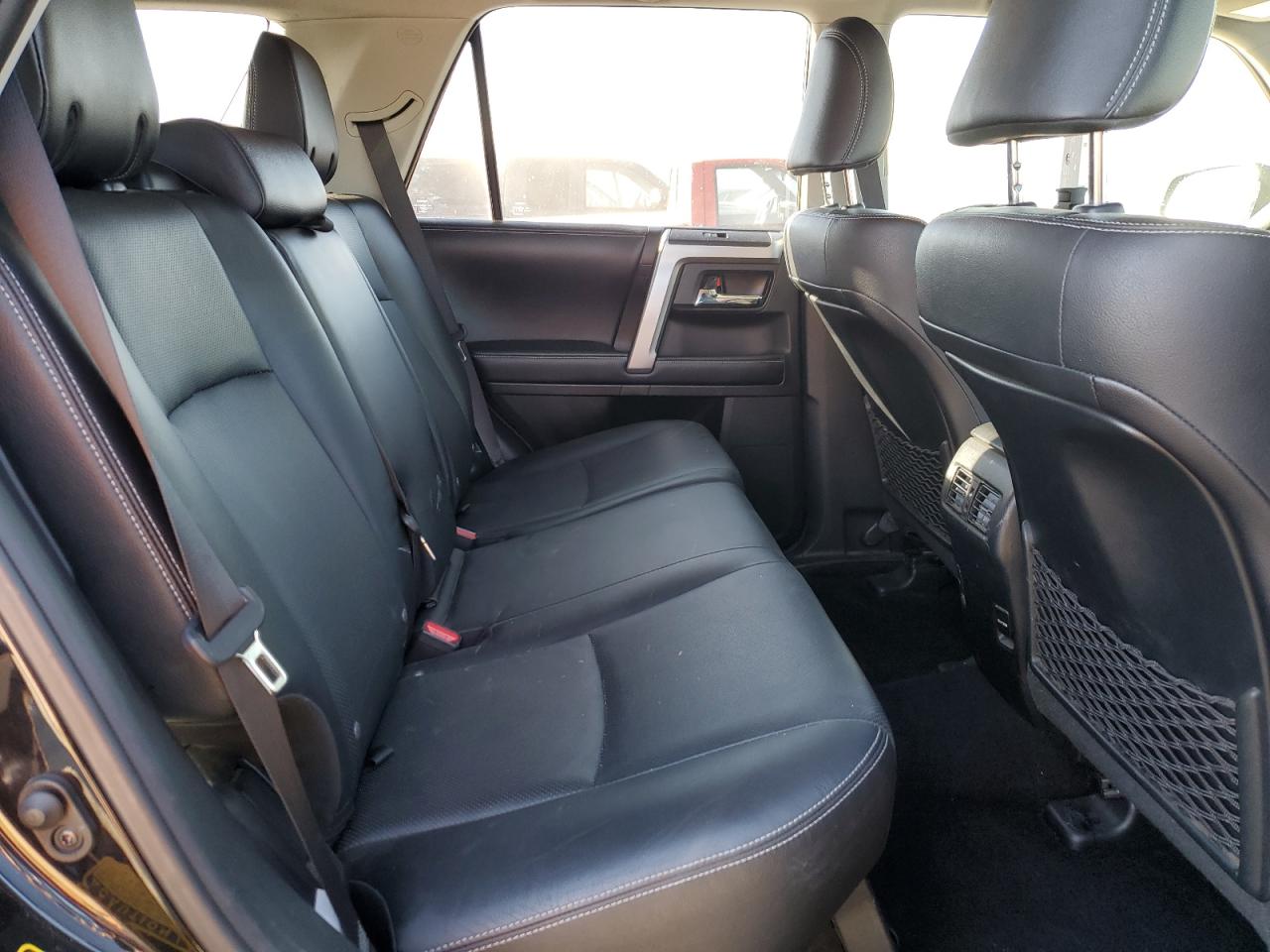 2018 Toyota 4Runner - Image 11