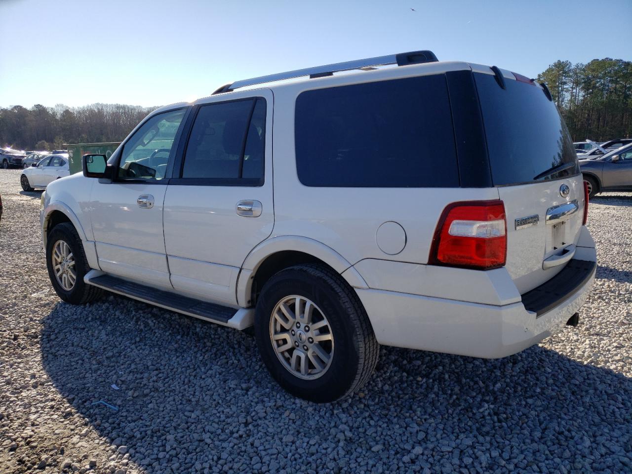 2012 Ford Expedition - Image 2