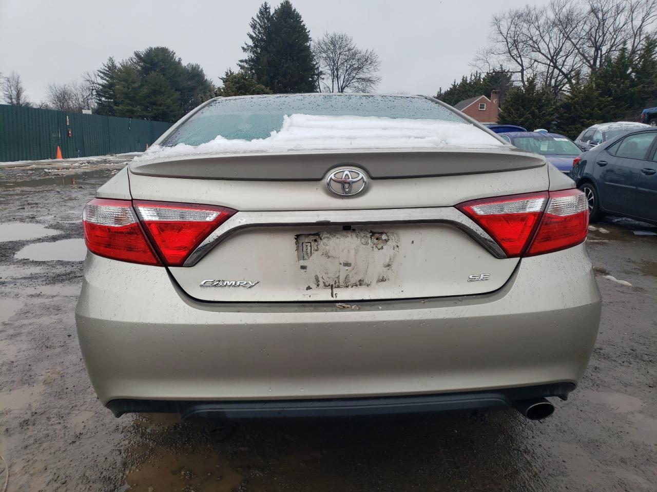 2015 Toyota Camry - Image 6