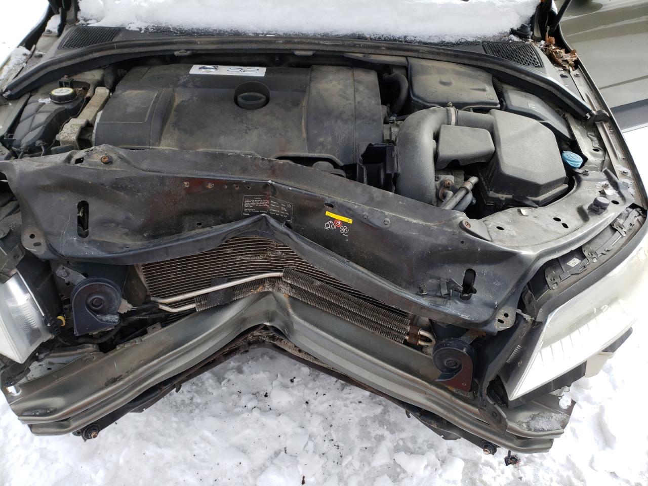 2010 Volvo XC70 - Image 11