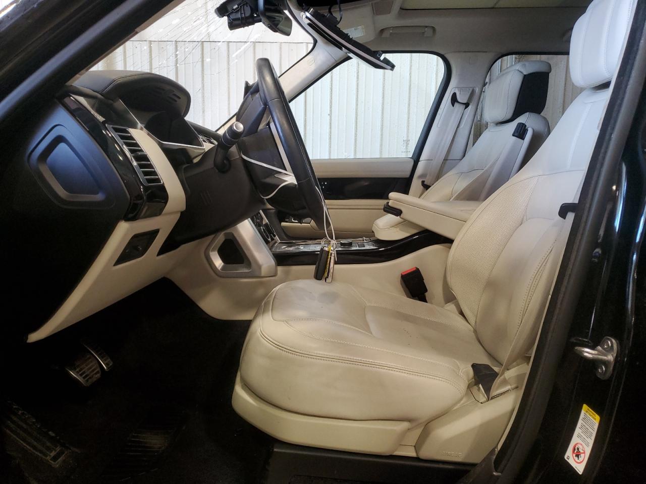 2022 Land Rover Range Rover - Image 7