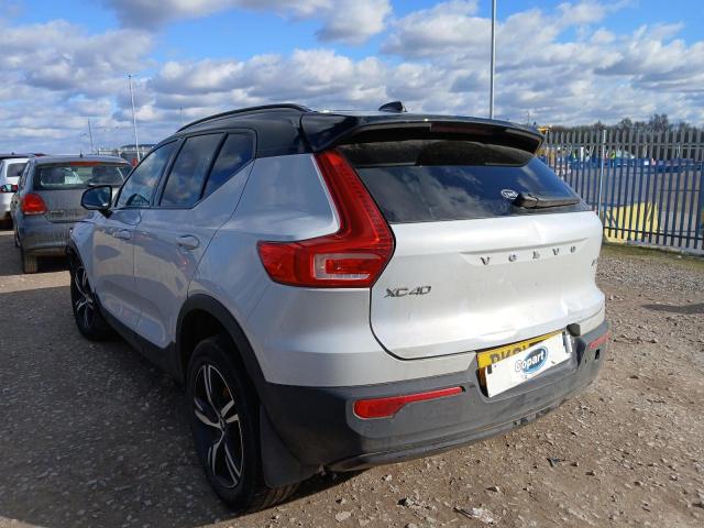 2021 VOLVO XC40 R-DES