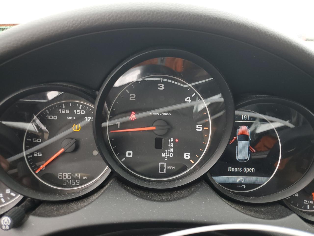 2015 Porsche Cayenne - Image 9