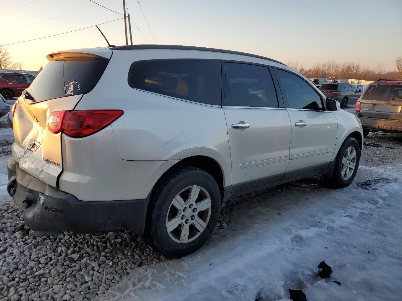 2011 Chevrolet Traverse - Image 3