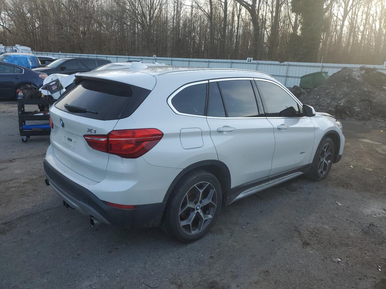2018 BMW X1 - Image 3