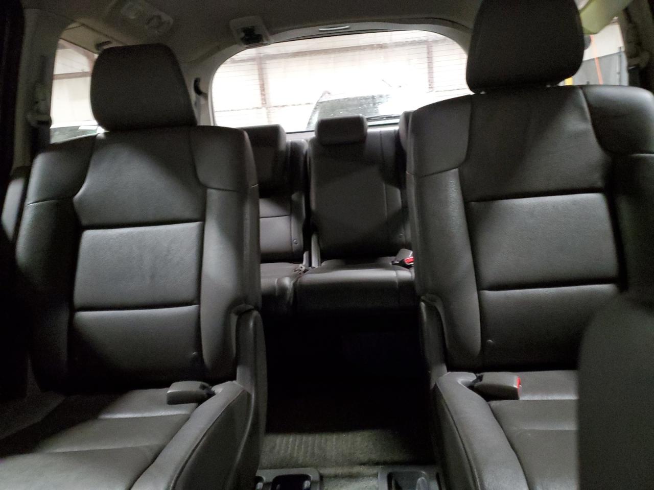 2016 Honda Odyssey - Image 10