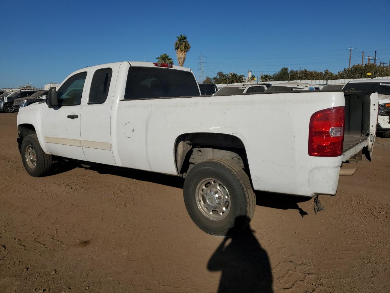 2008 Chevrolet Silverado - Image 2