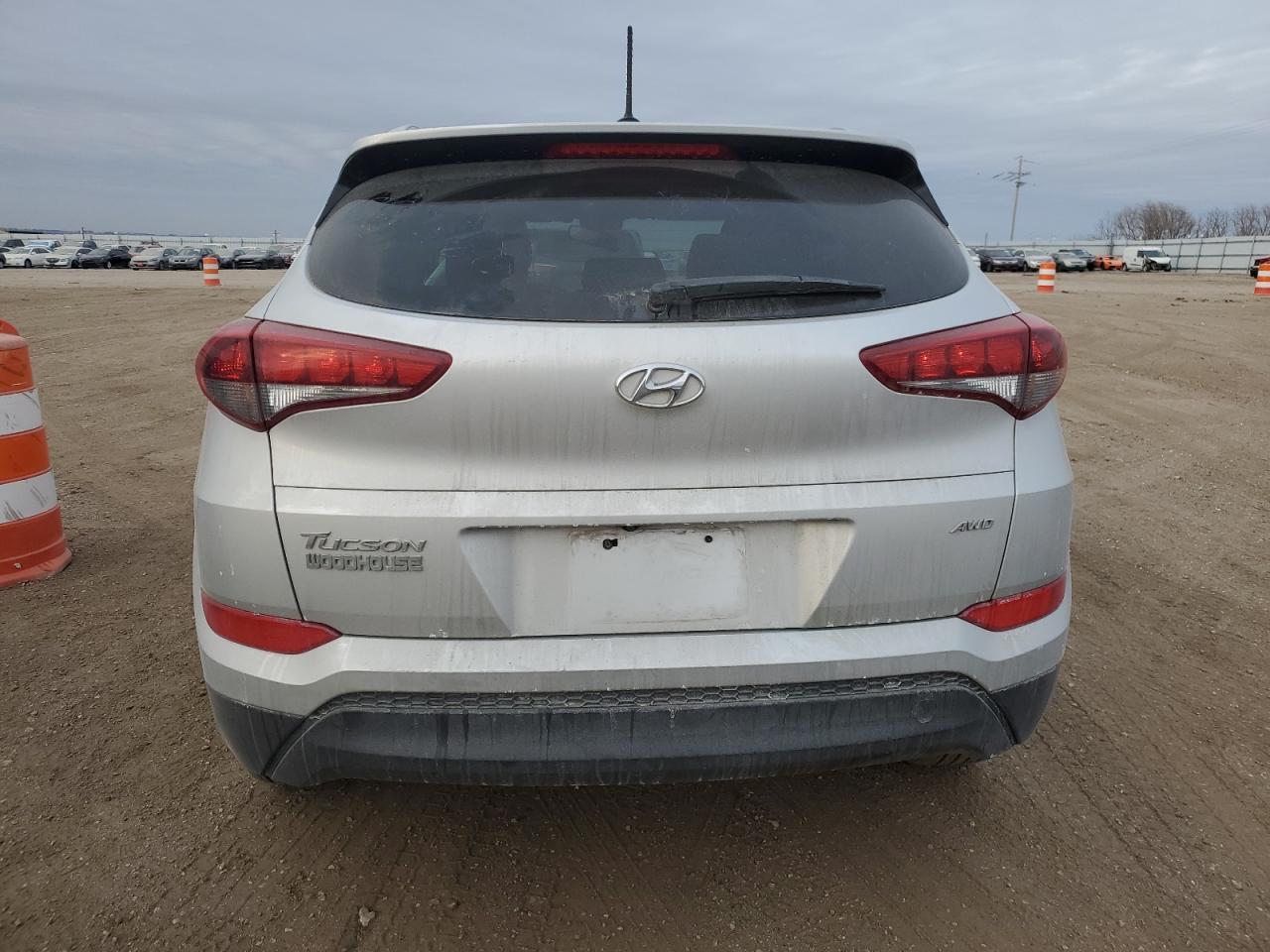 2017 Hyundai Tucson - Image 6