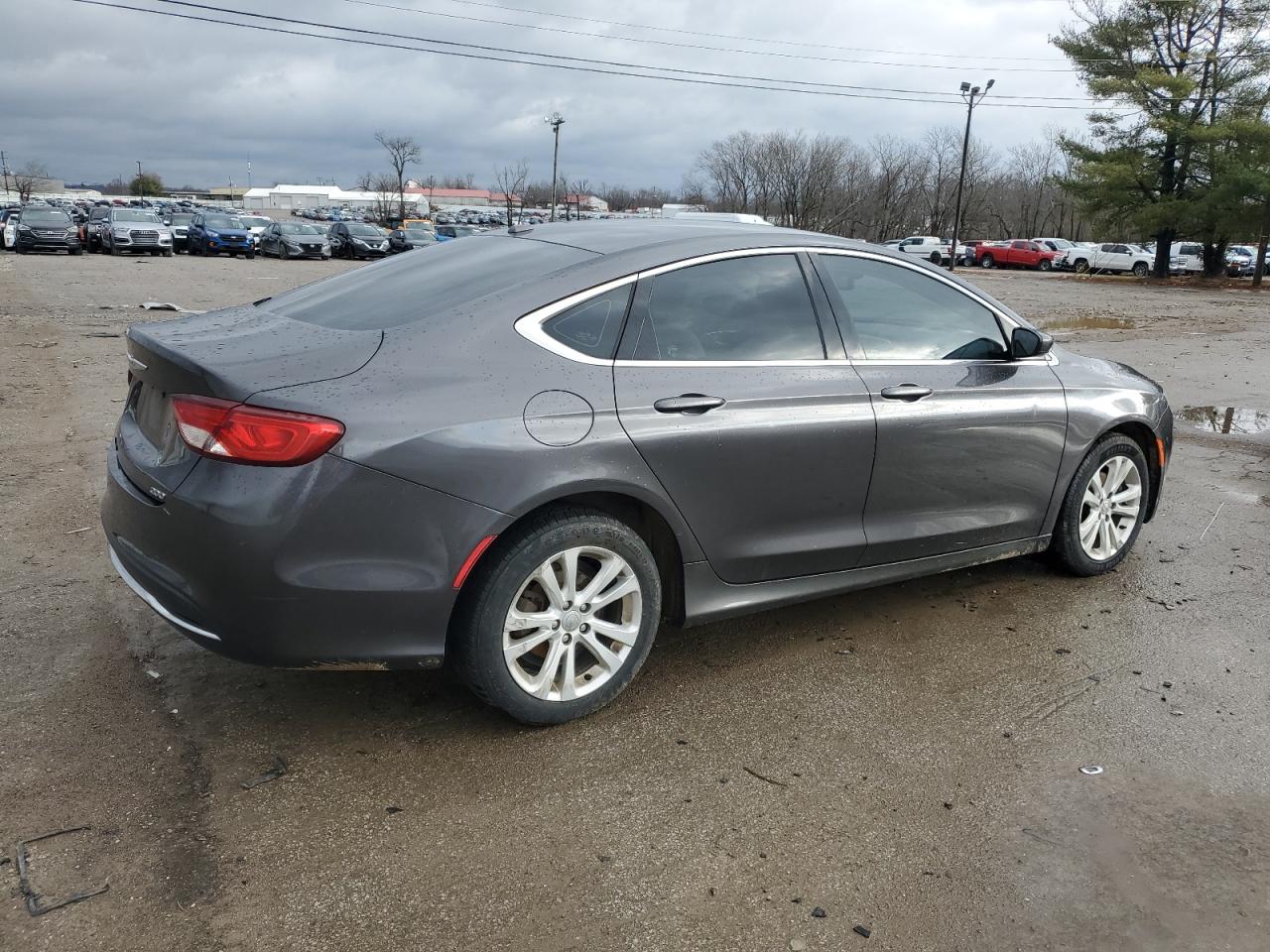 2015 Chrysler 200 - Image 3