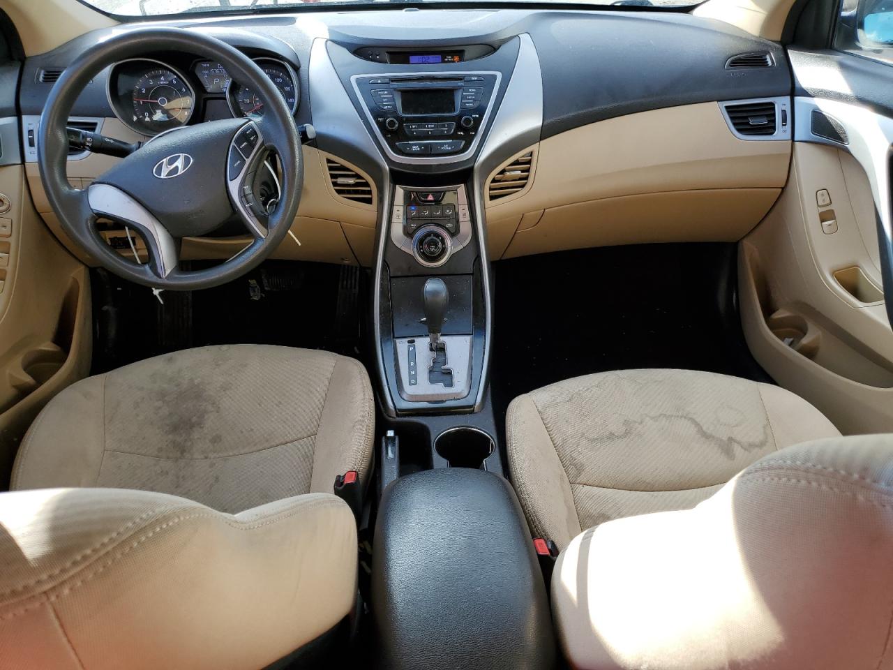 2013 Hyundai Elantra - Image 8
