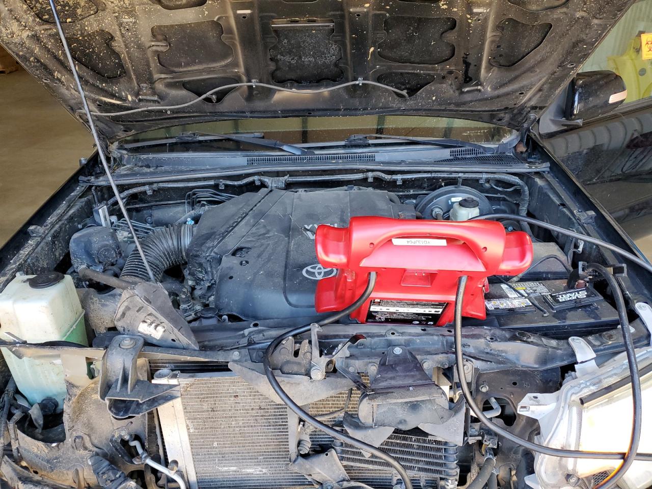 2014 Toyota Tacoma - Image 11