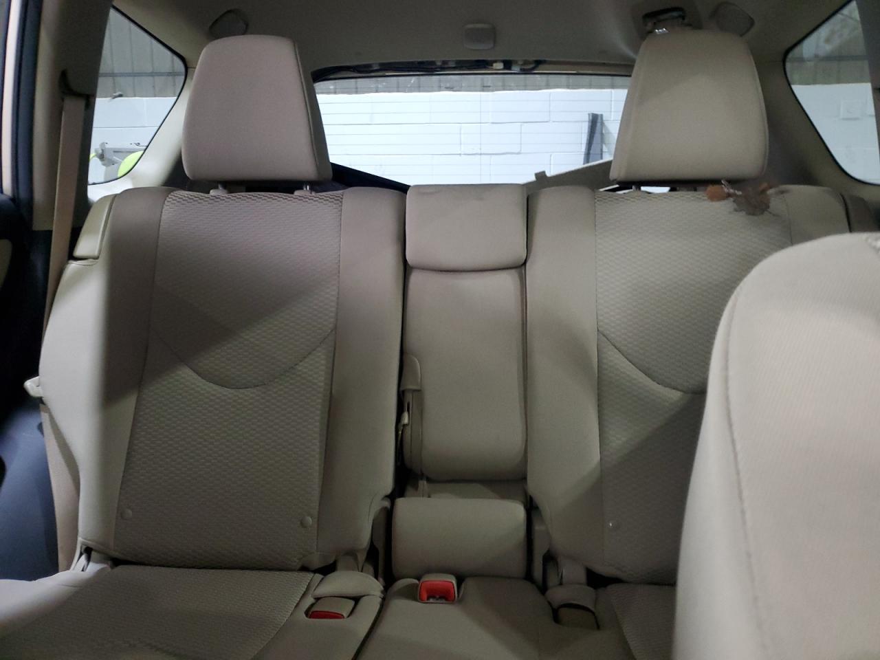 2012 Toyota RAV 4 - Image 10
