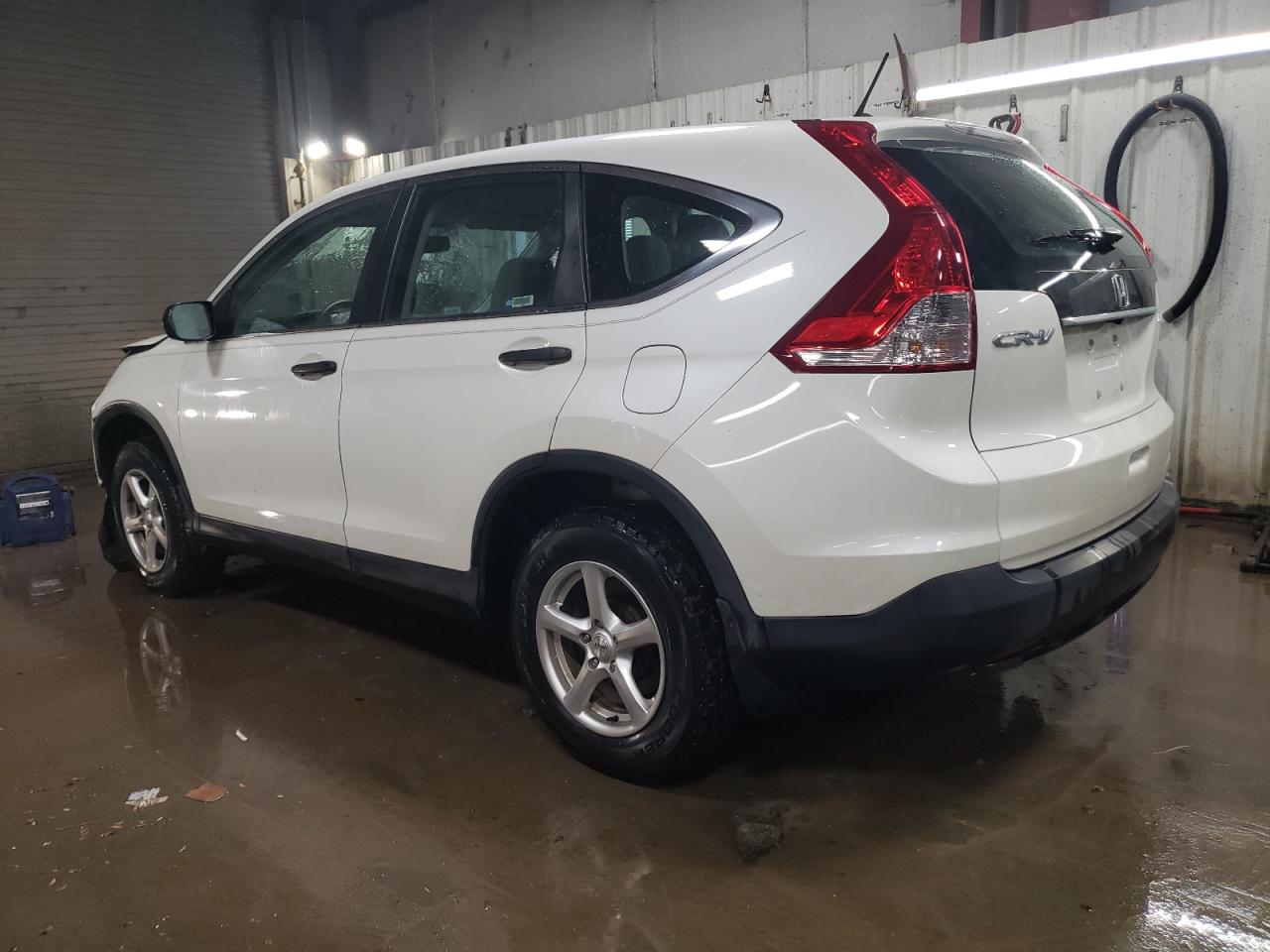 2014 Honda CR-V - Image 2