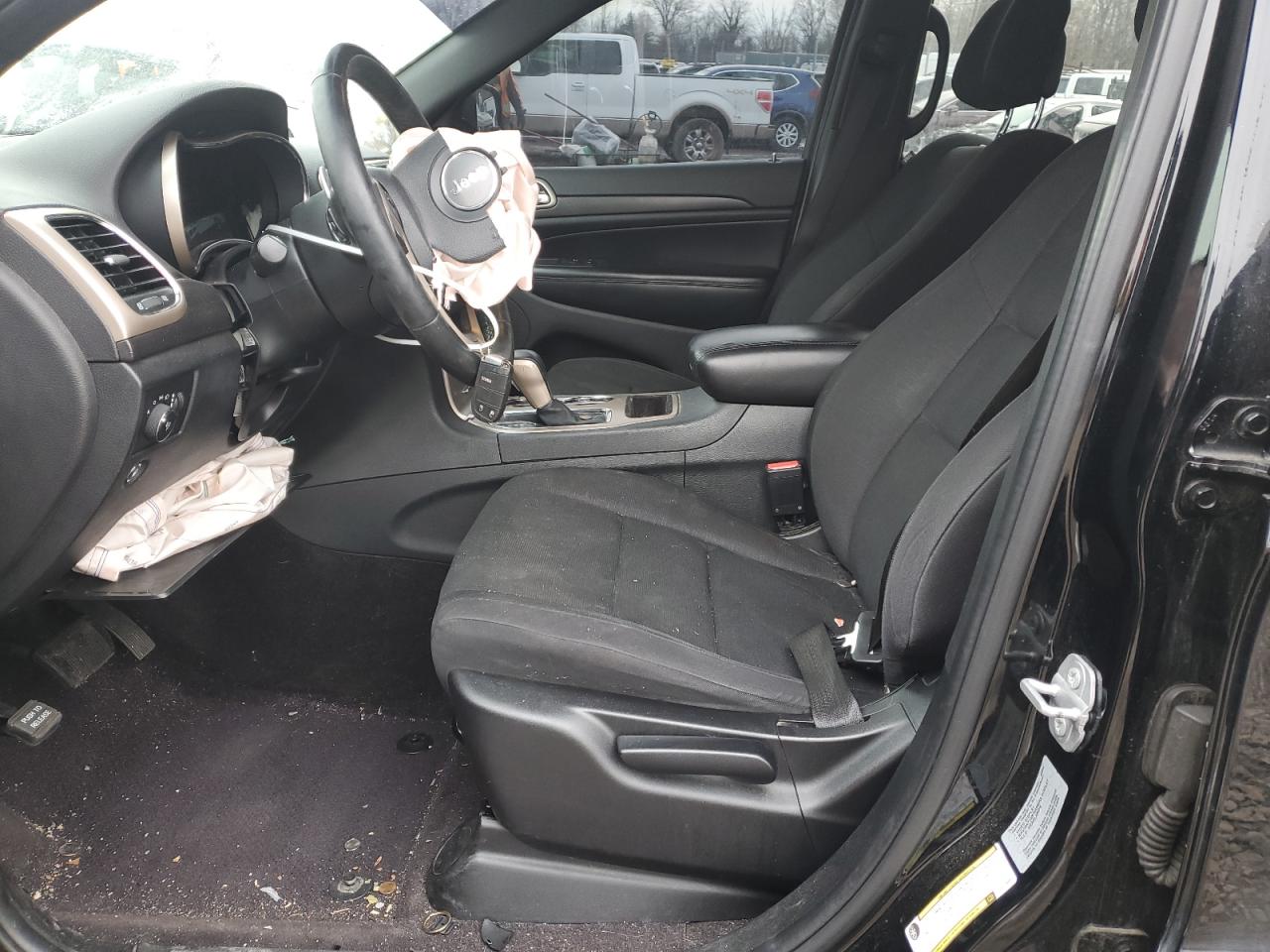 2017 Jeep Grand Cherokee - Image 7
