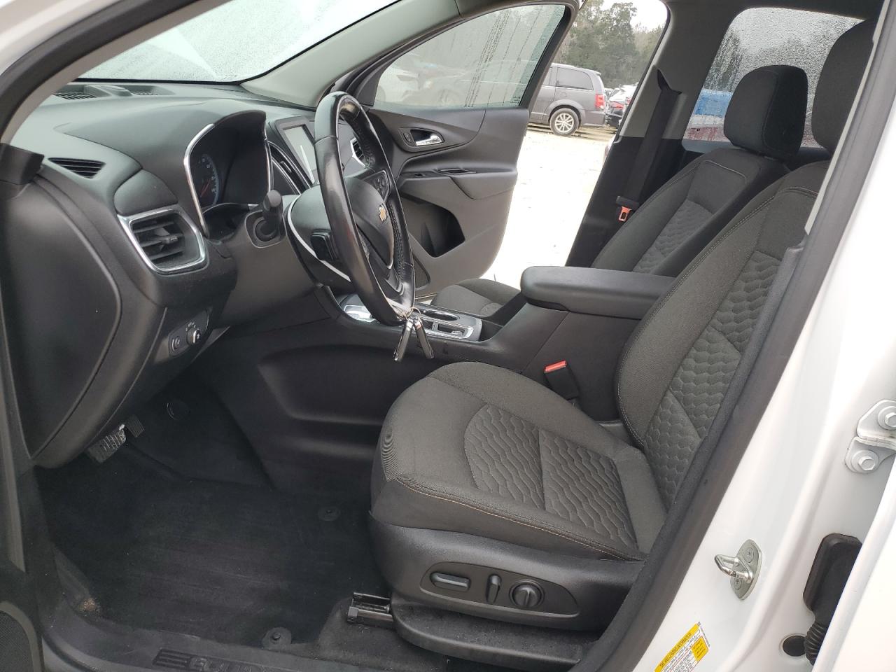 2GNAXJEV4J6295646 CHEVROLET EQUINOX 2018
