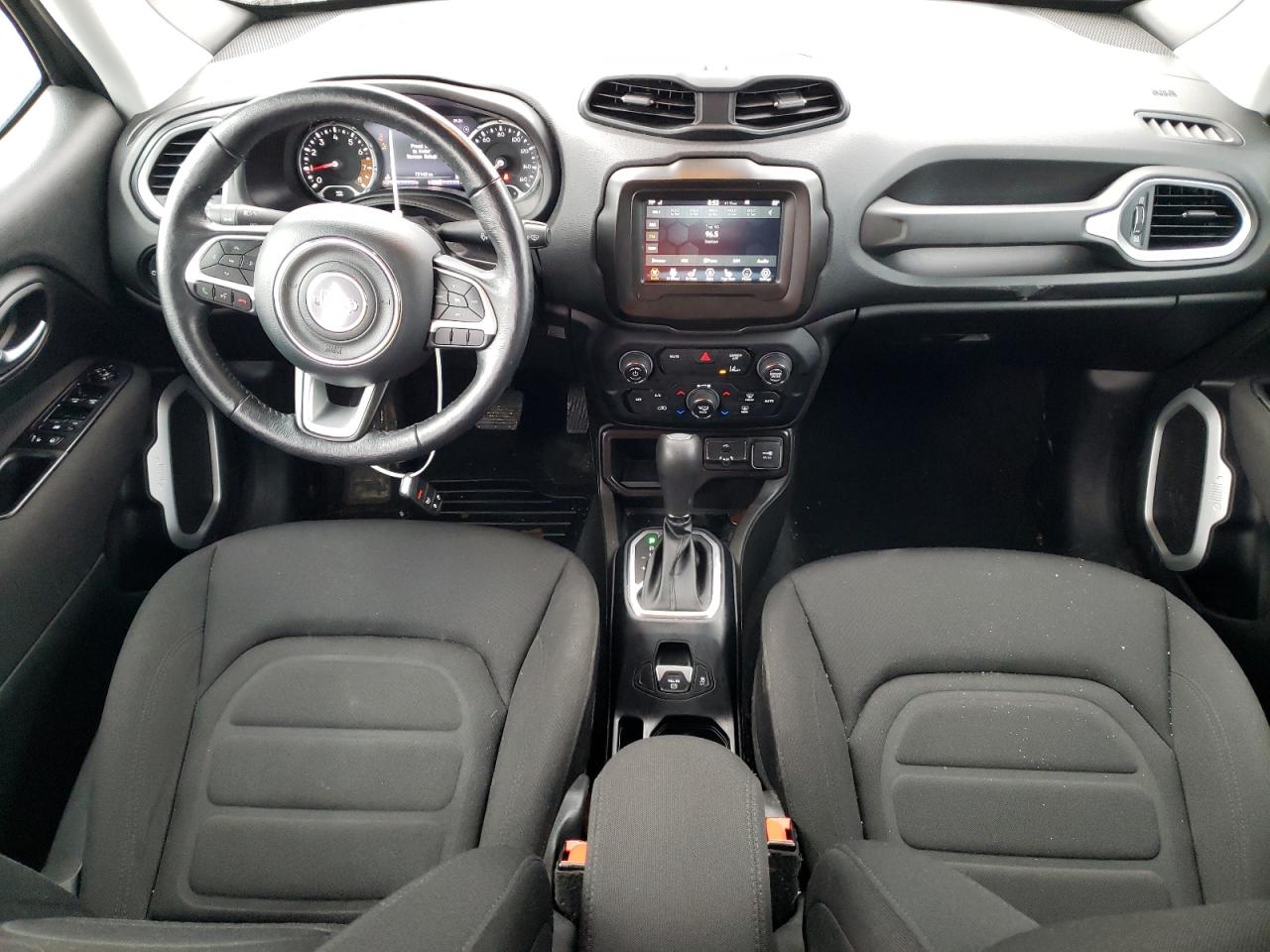 2021 Jeep Renegade - Image 8