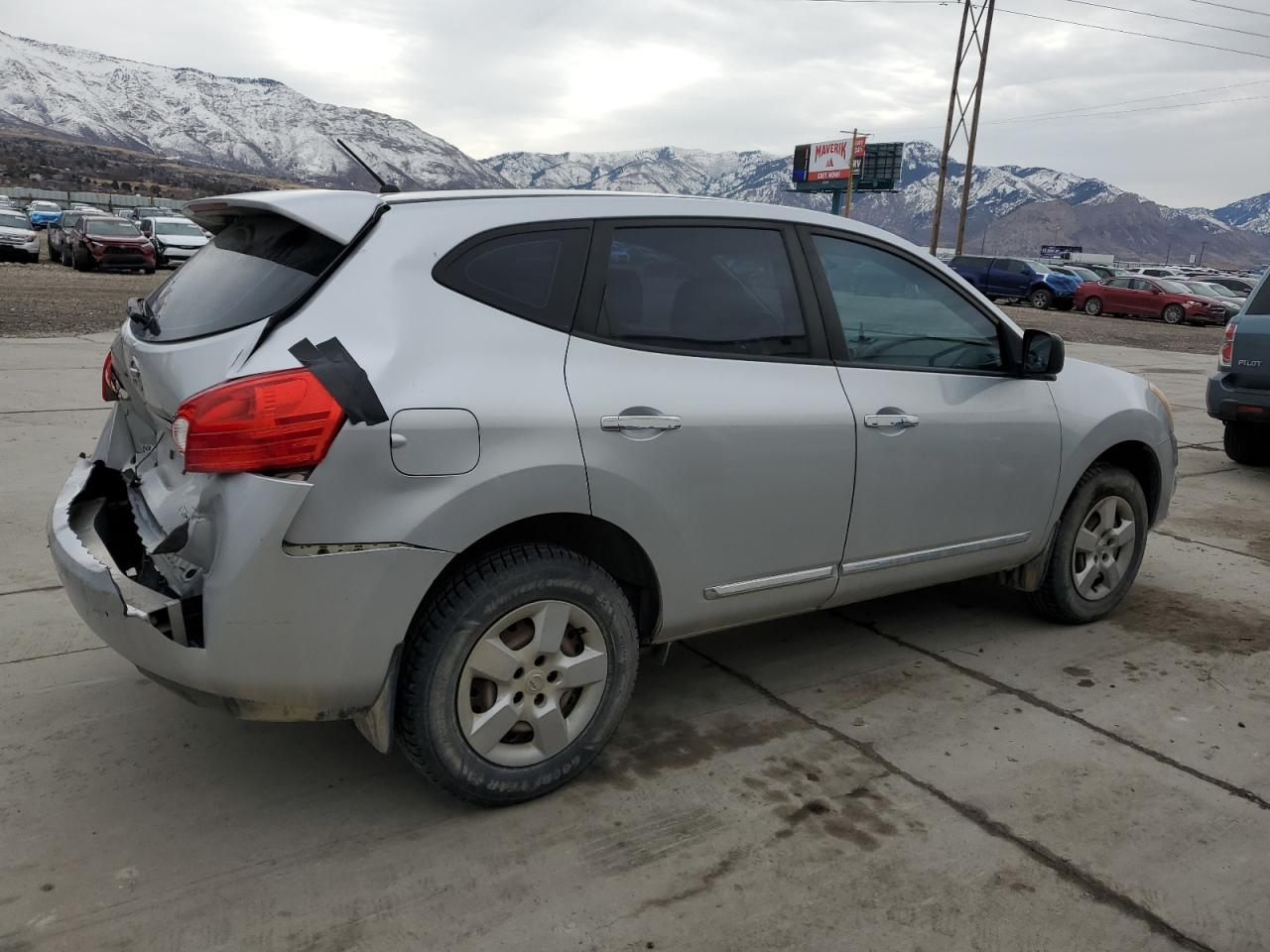 2011 Nissan Rogue - Image 3