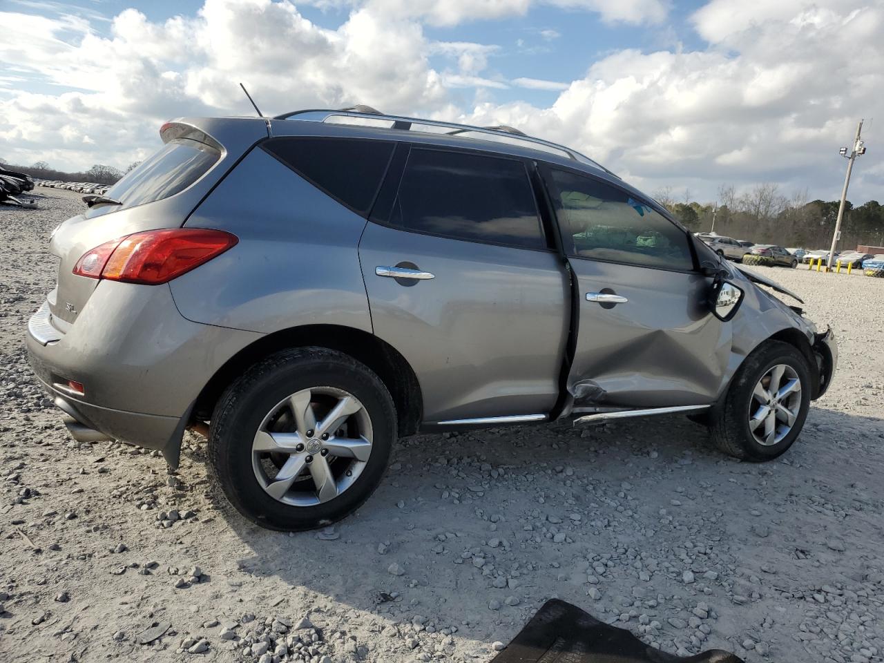 2010 Nissan Murano - Image 3