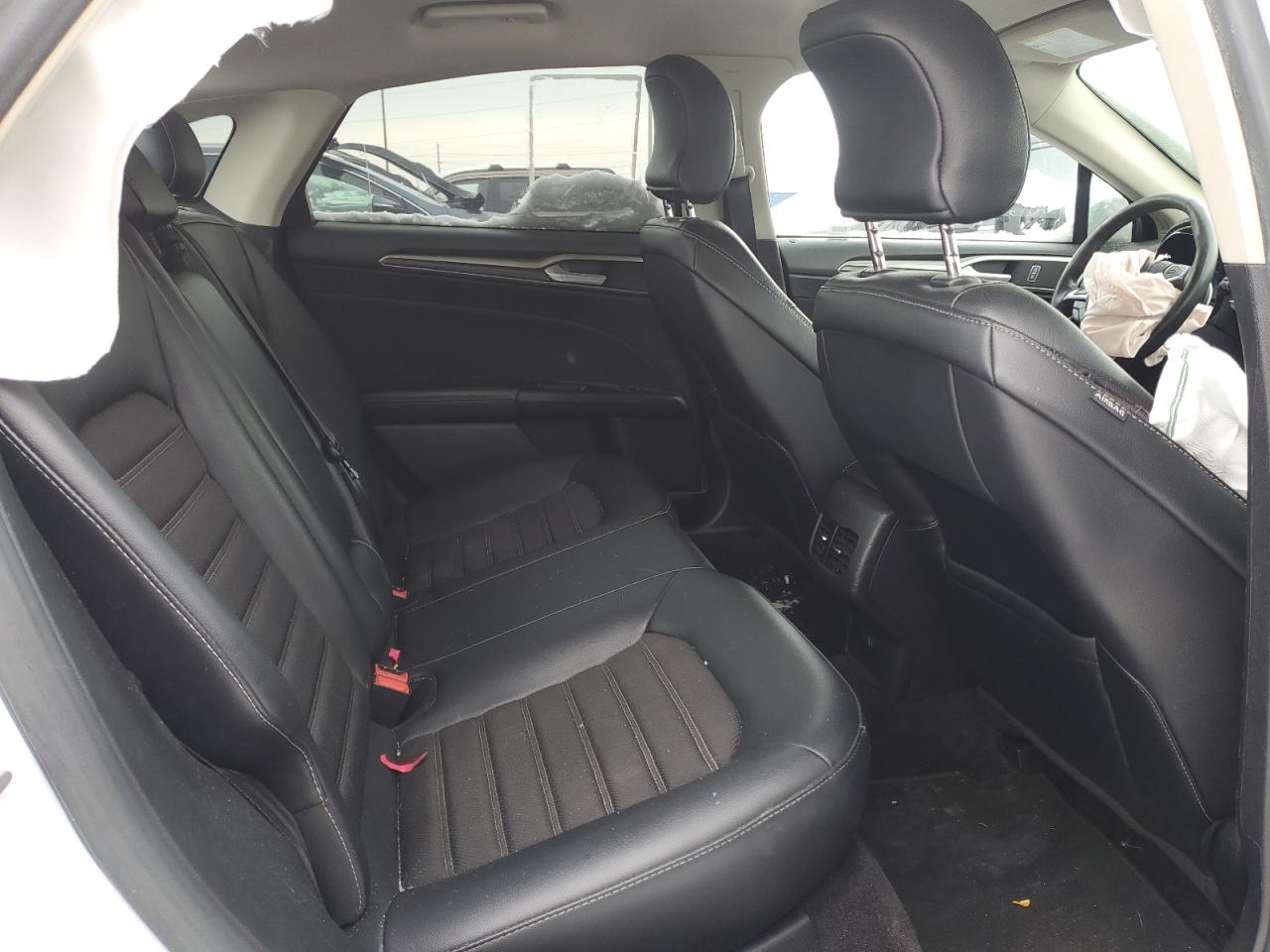 2017 Ford Fusion - Image 10