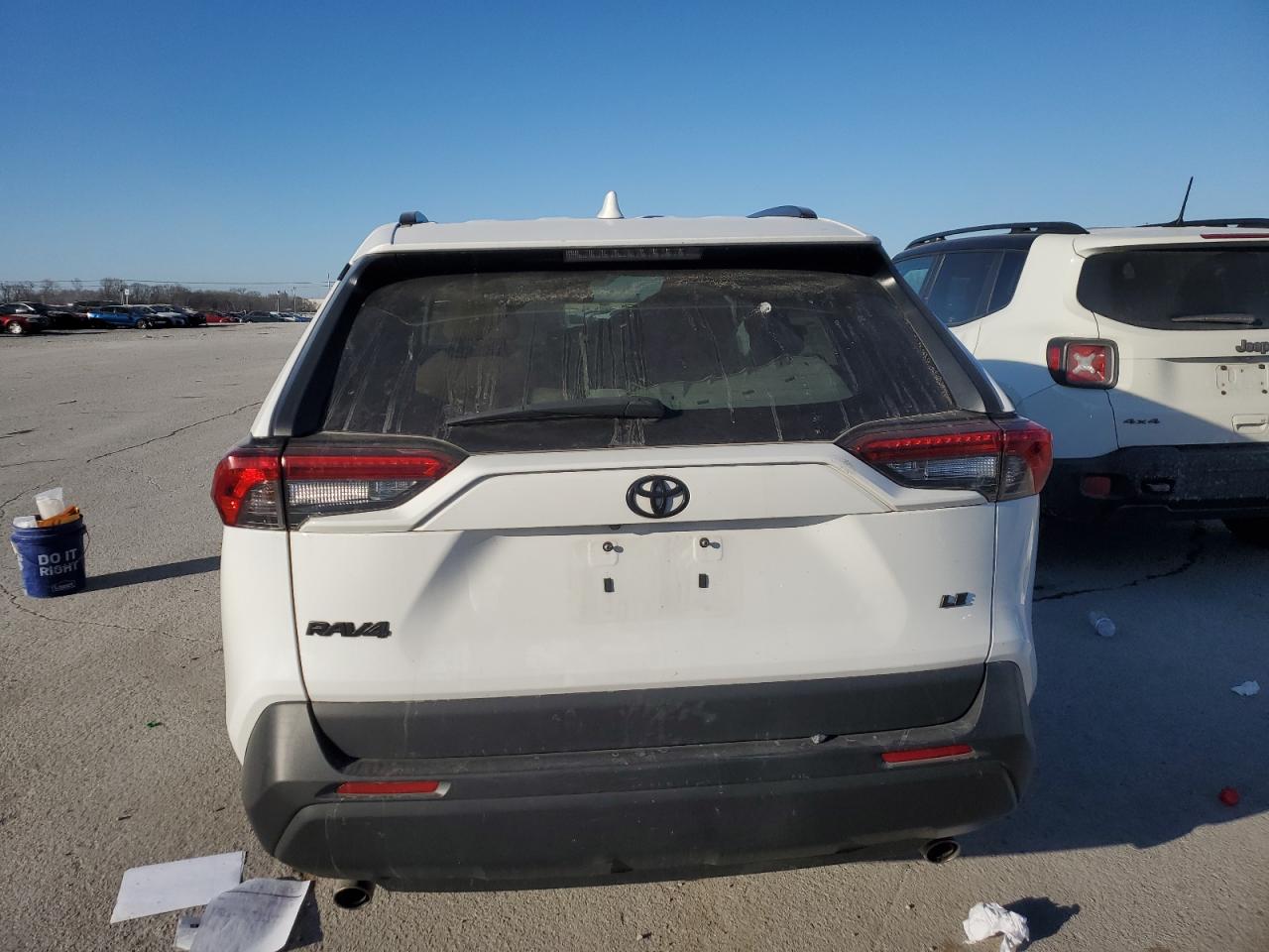 2021 Toyota RAV 4 - Image 6