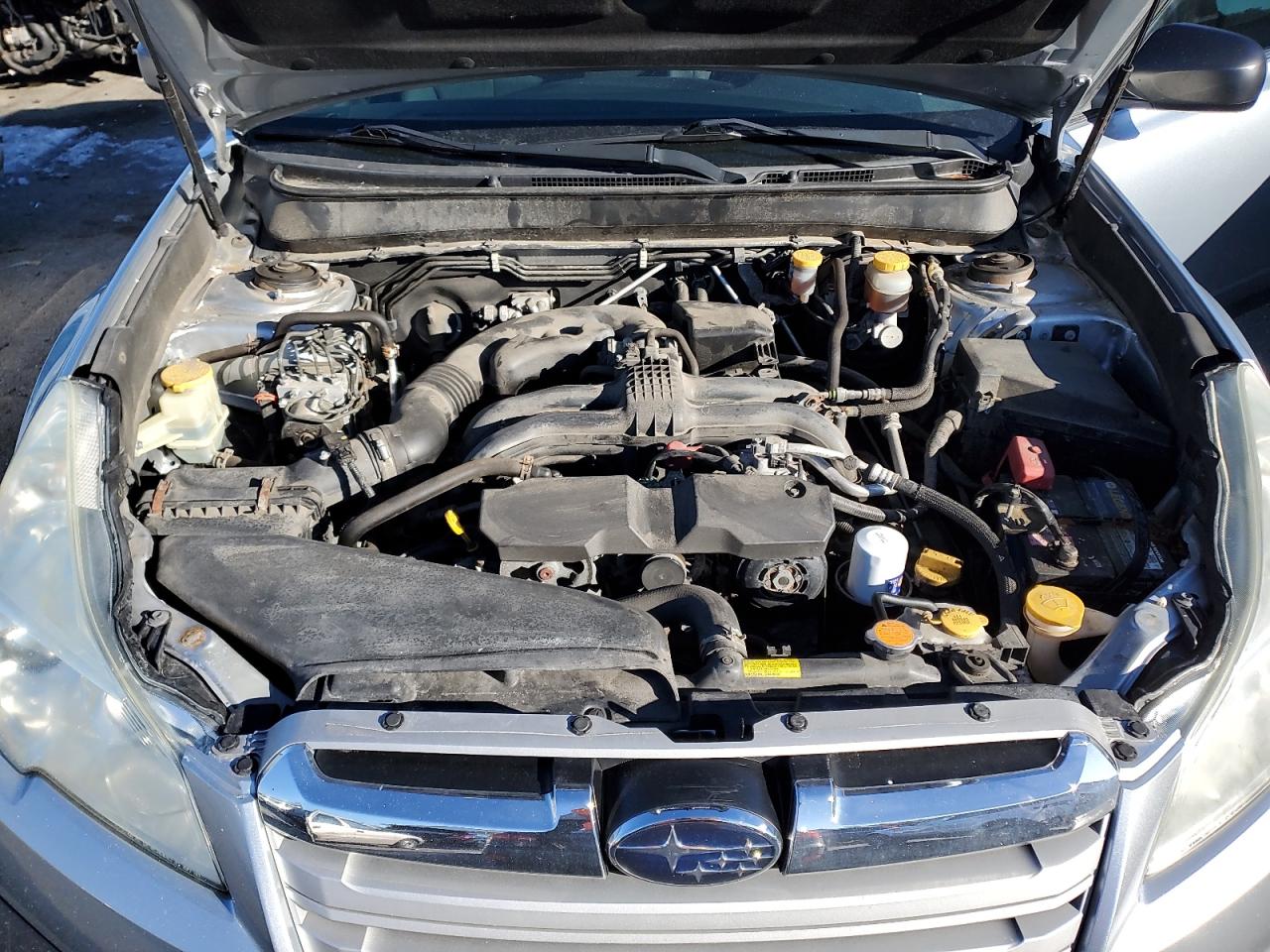 2013 Subaru Outback - Image 12