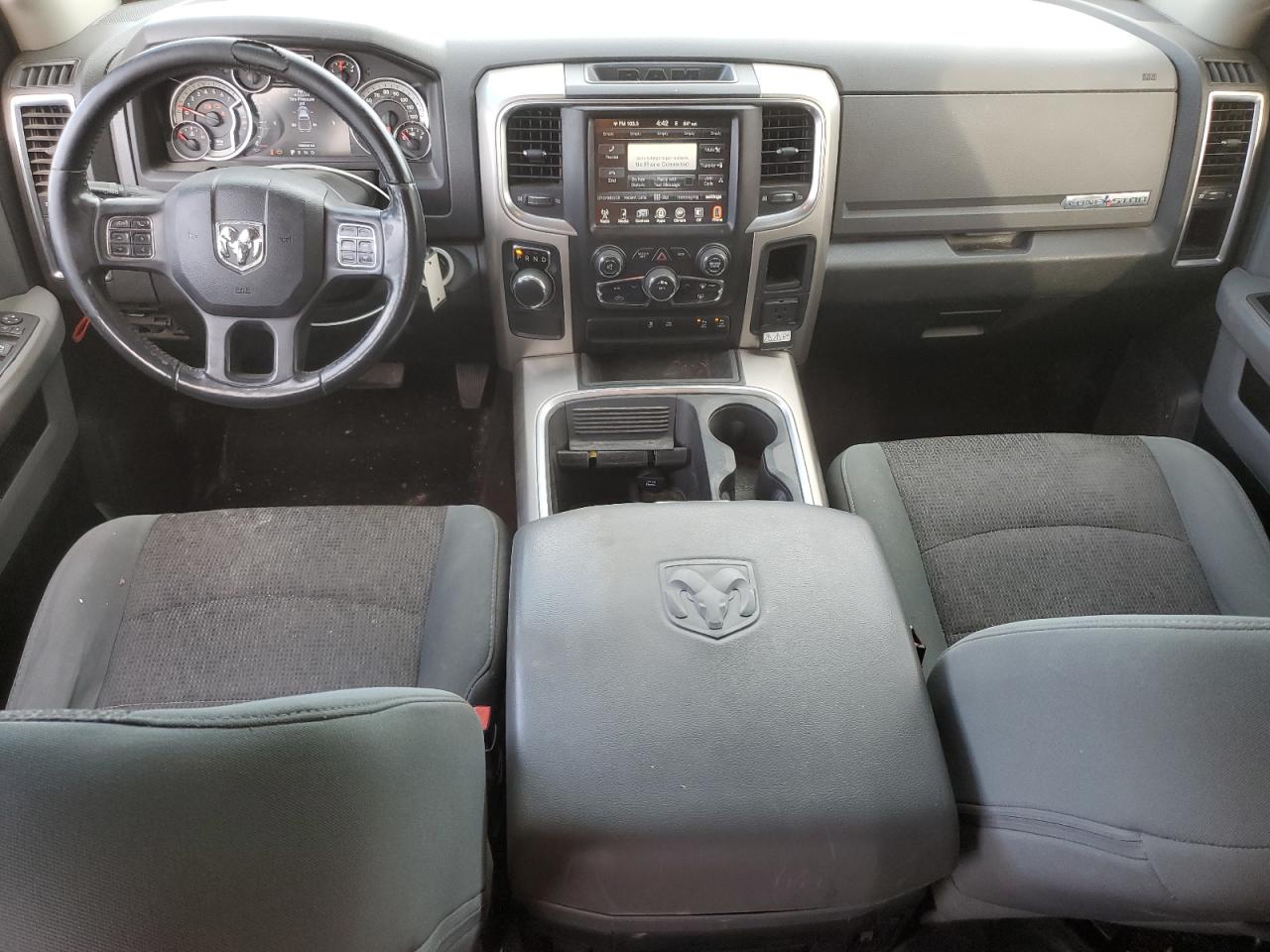 2016 RAM 1500 - Image 8