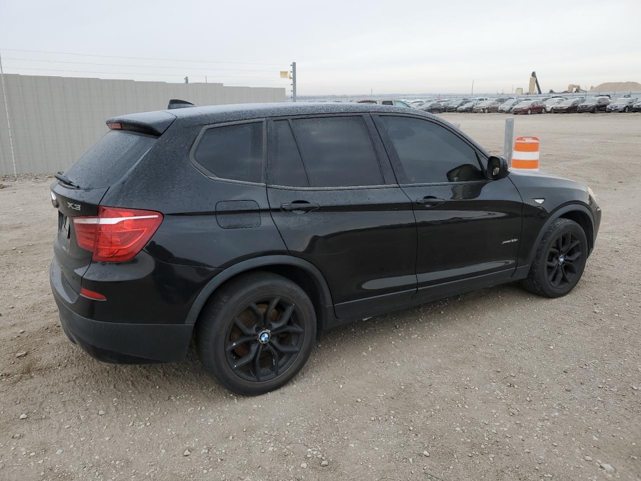 2011 BMW X3 - Image 3