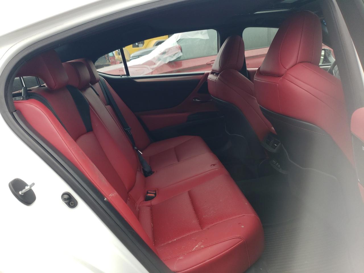 2021 Lexus ES - Image 10