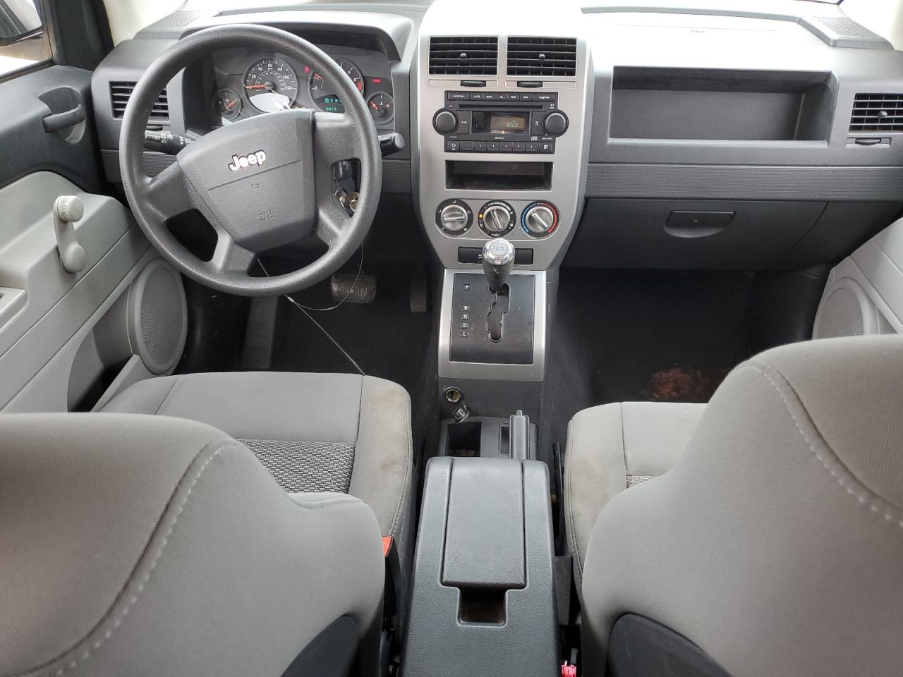 2007 Jeep Compass - Image 8
