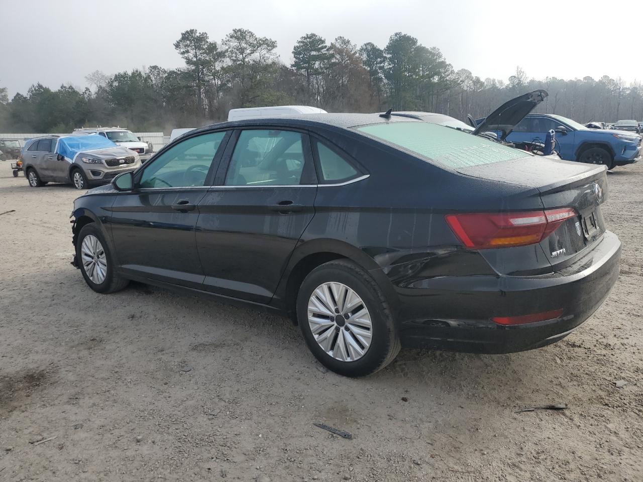 2019 Volkswagen Jetta - Image 2