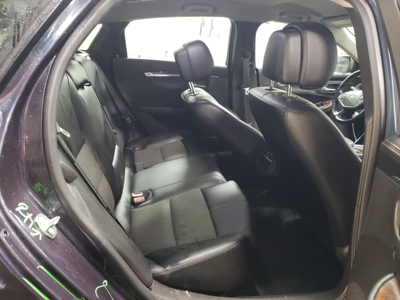2014 Chevrolet Impala - Image 10