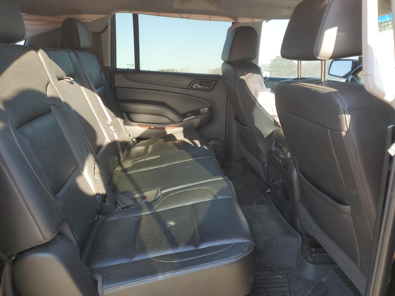 2017 GMC Yukon - Image 11