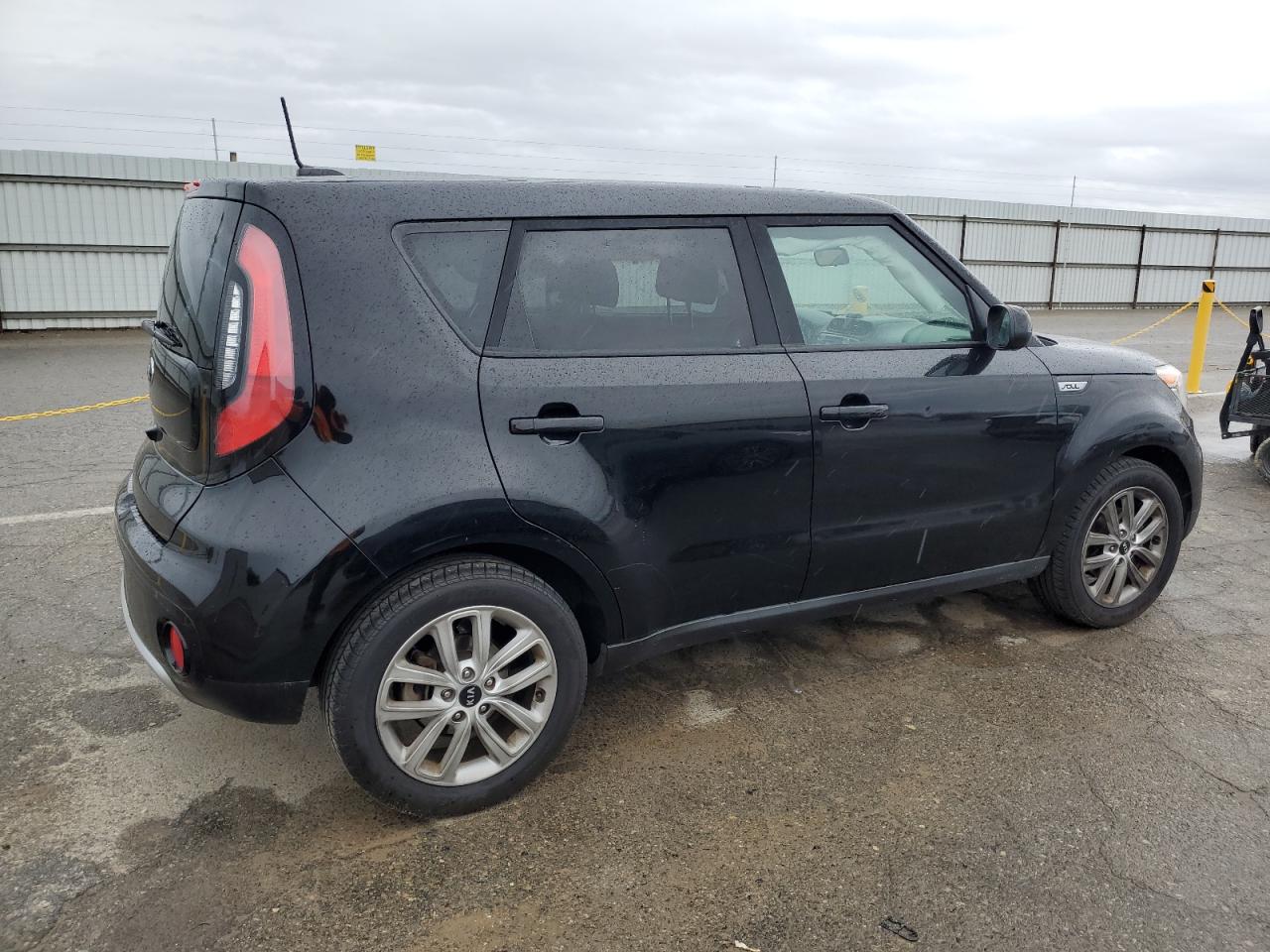 2017 Kia Soul - Image 3