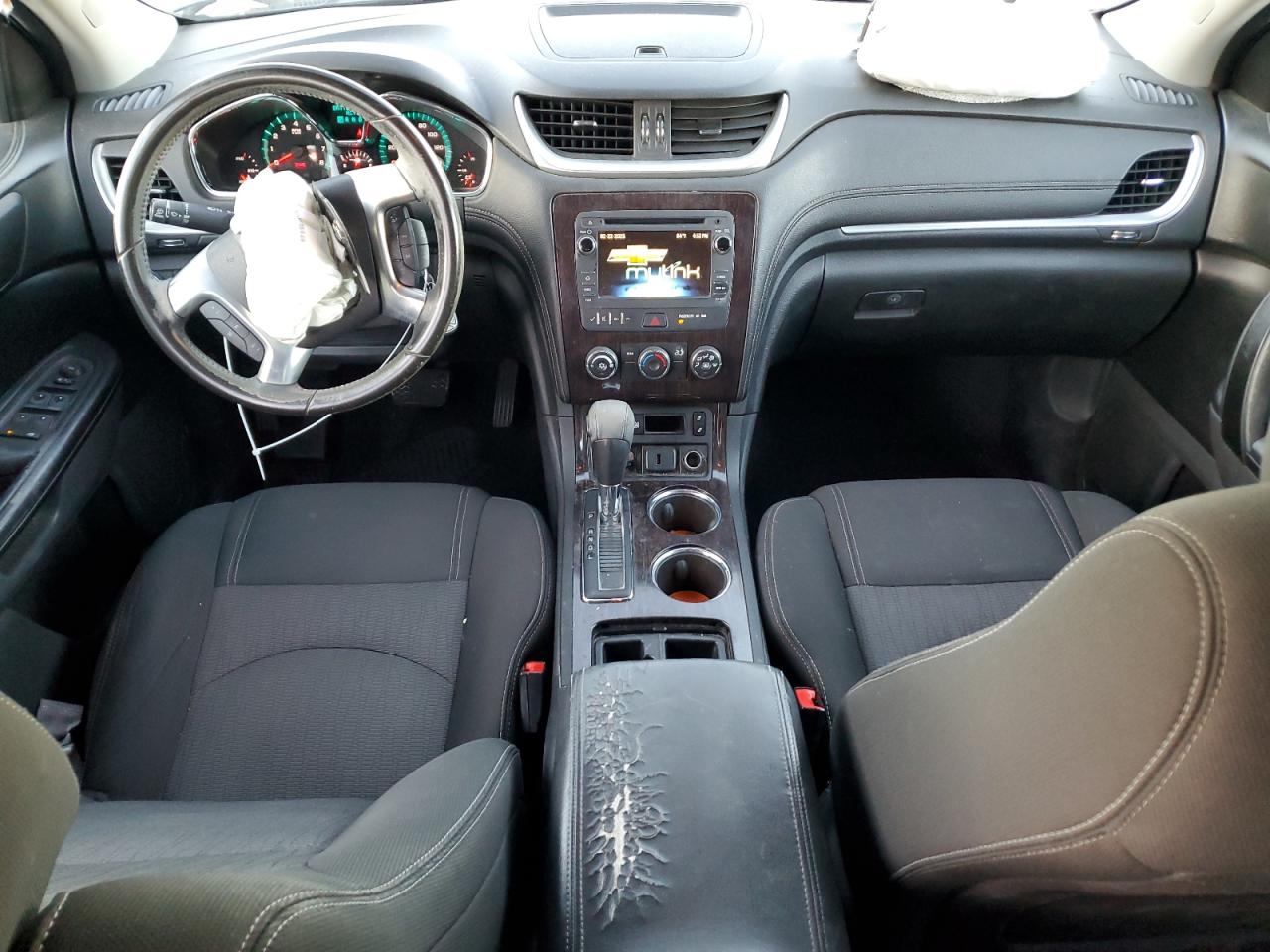 2015 Chevrolet Traverse - Image 8