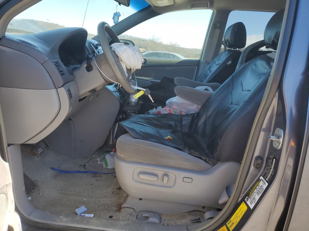 2006 Toyota Sienna - Image 7