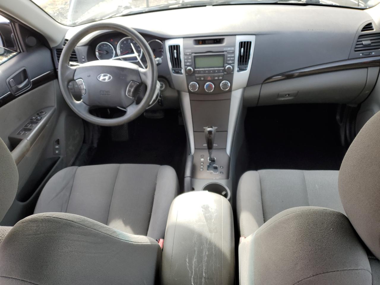2009 Hyundai Sonata - Image 8