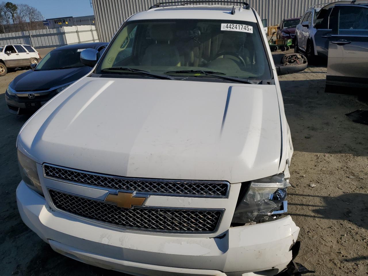 2012 Chevrolet Suburban - Image 5