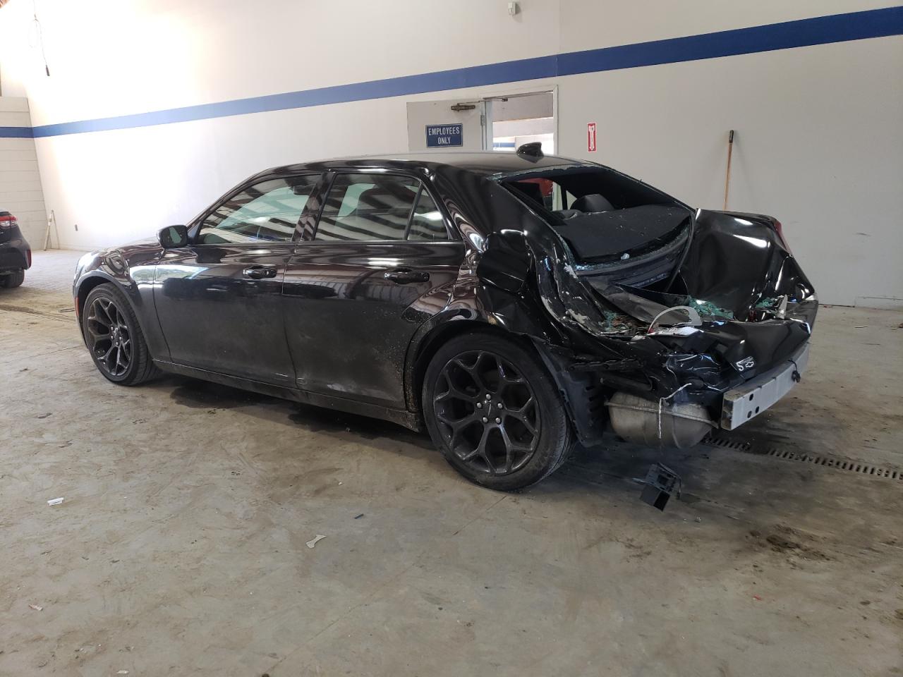 2020 Chrysler 300 - Image 2