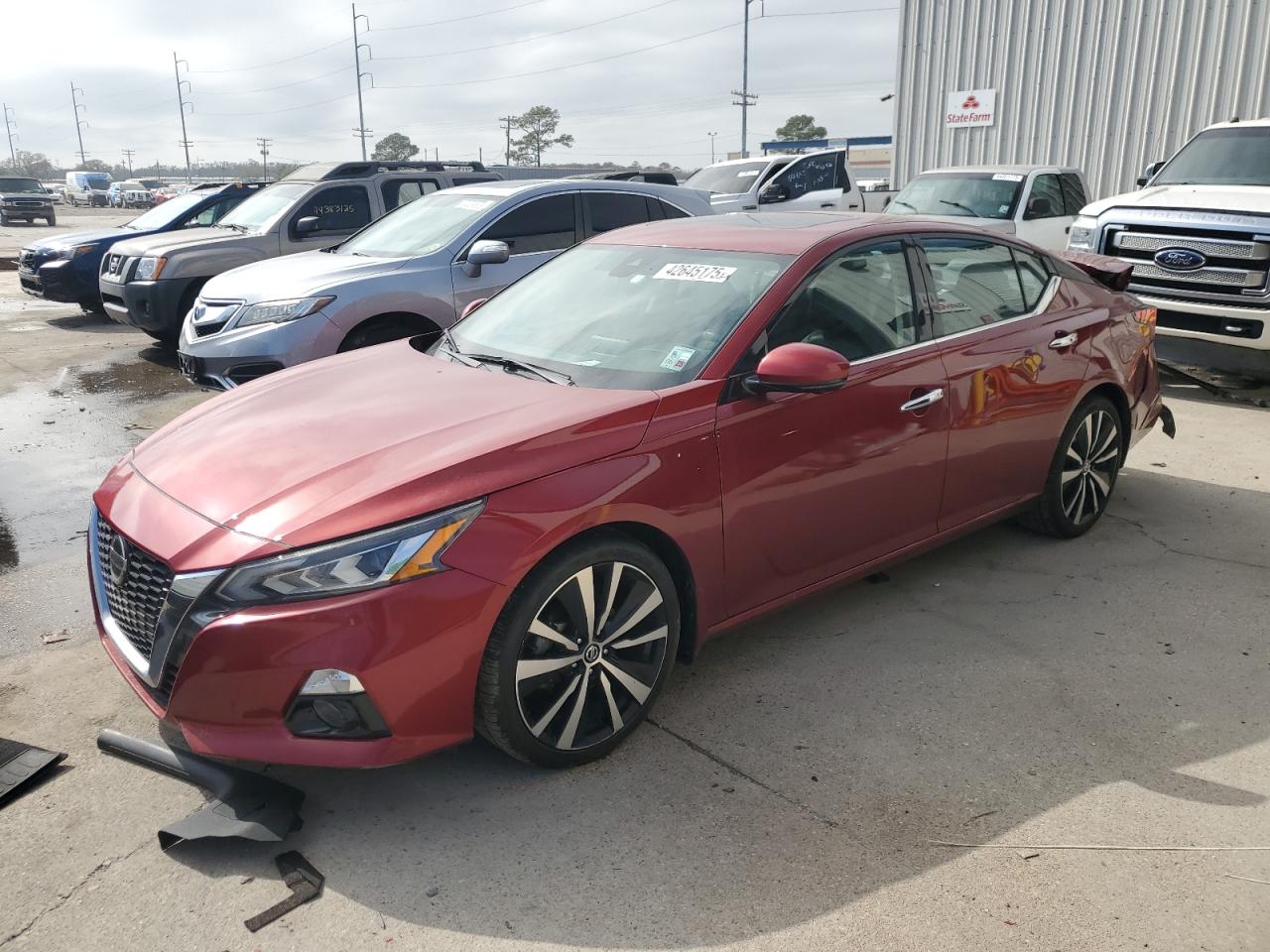 2019 Nissan Altima - Image 1