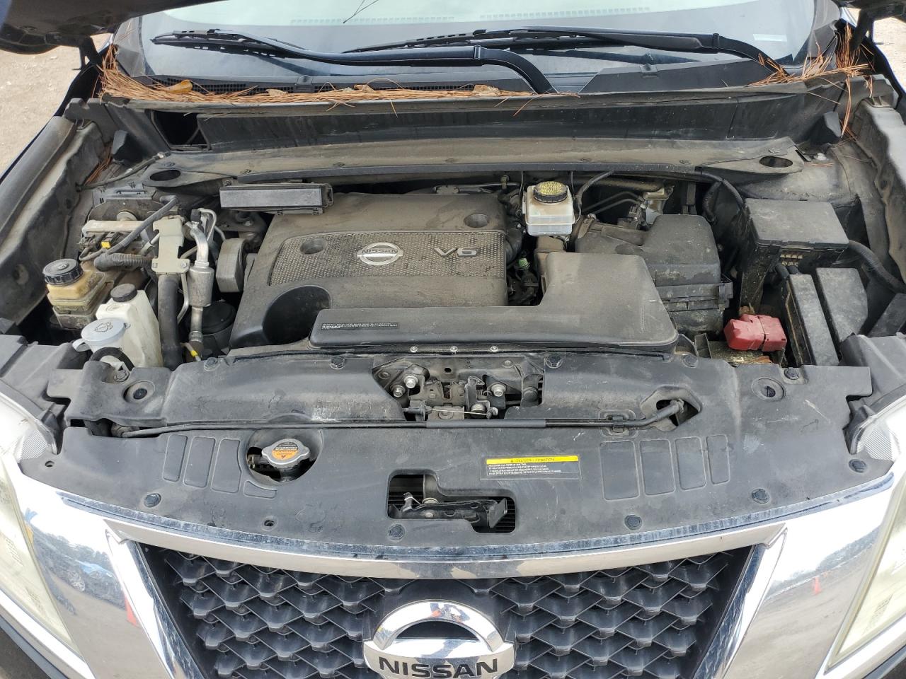 2015 Nissan Pathfinder - Image 12