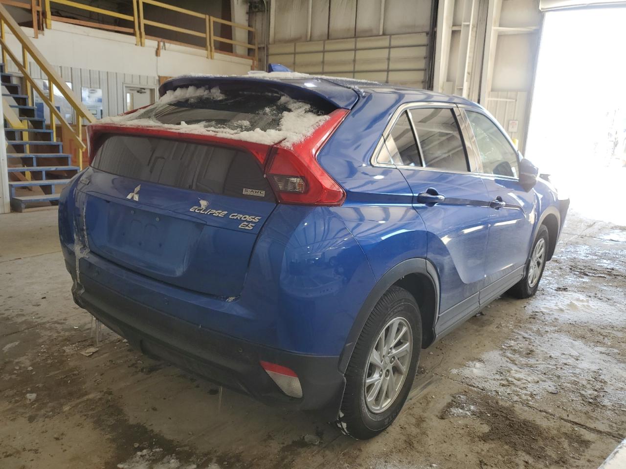 2019 Mitsubishi Eclipse - Image 3