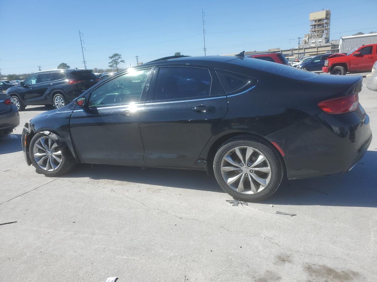 2015 Chrysler 200 - Image 2