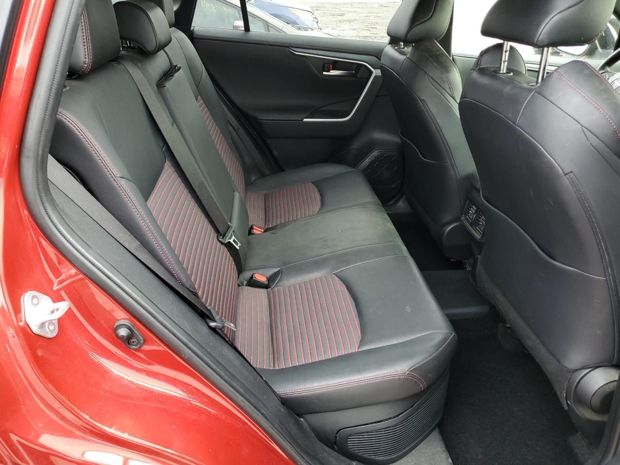 2021 Toyota RAV 4 - Image 10