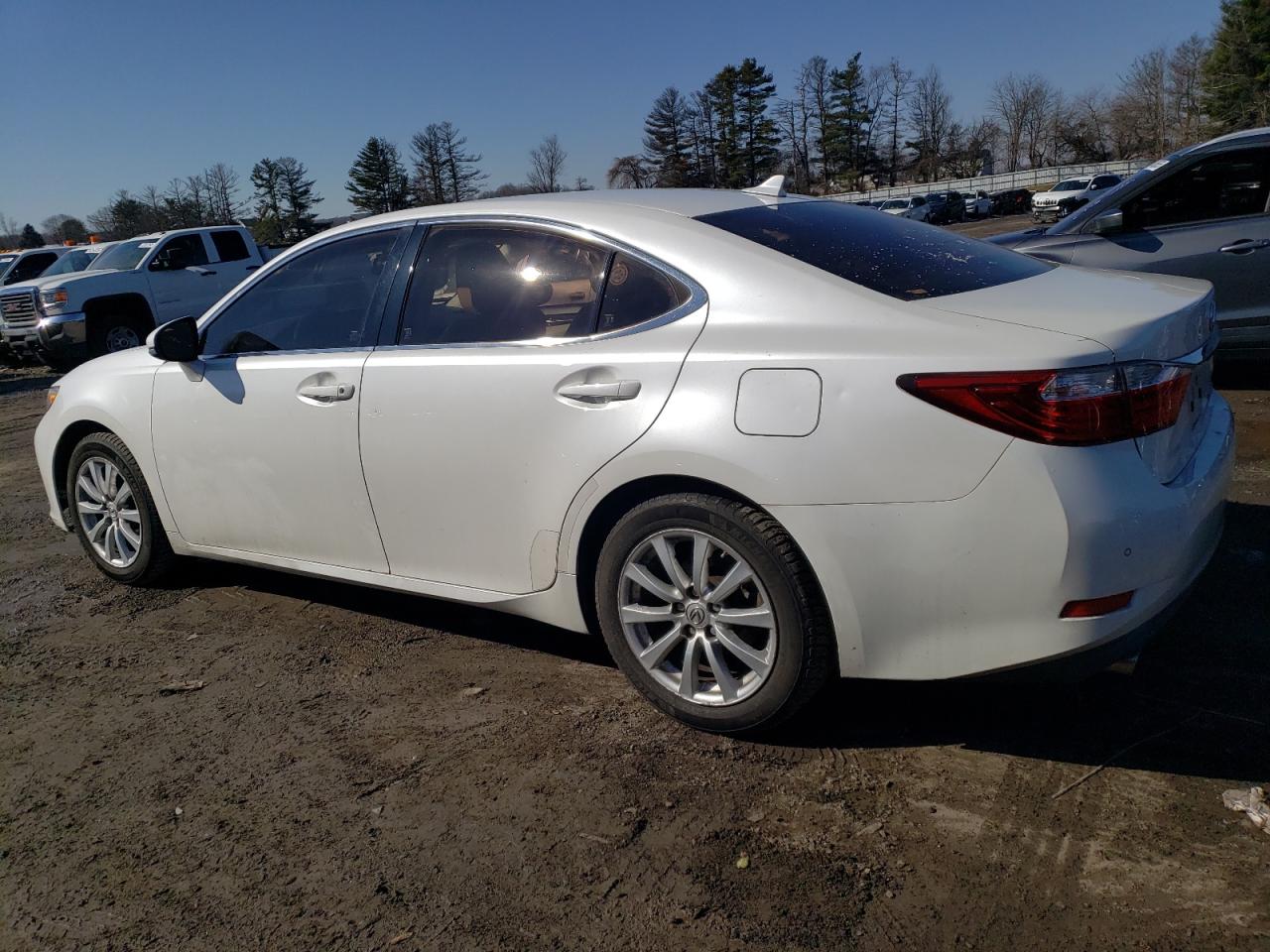 2013 Lexus ES - Image 2