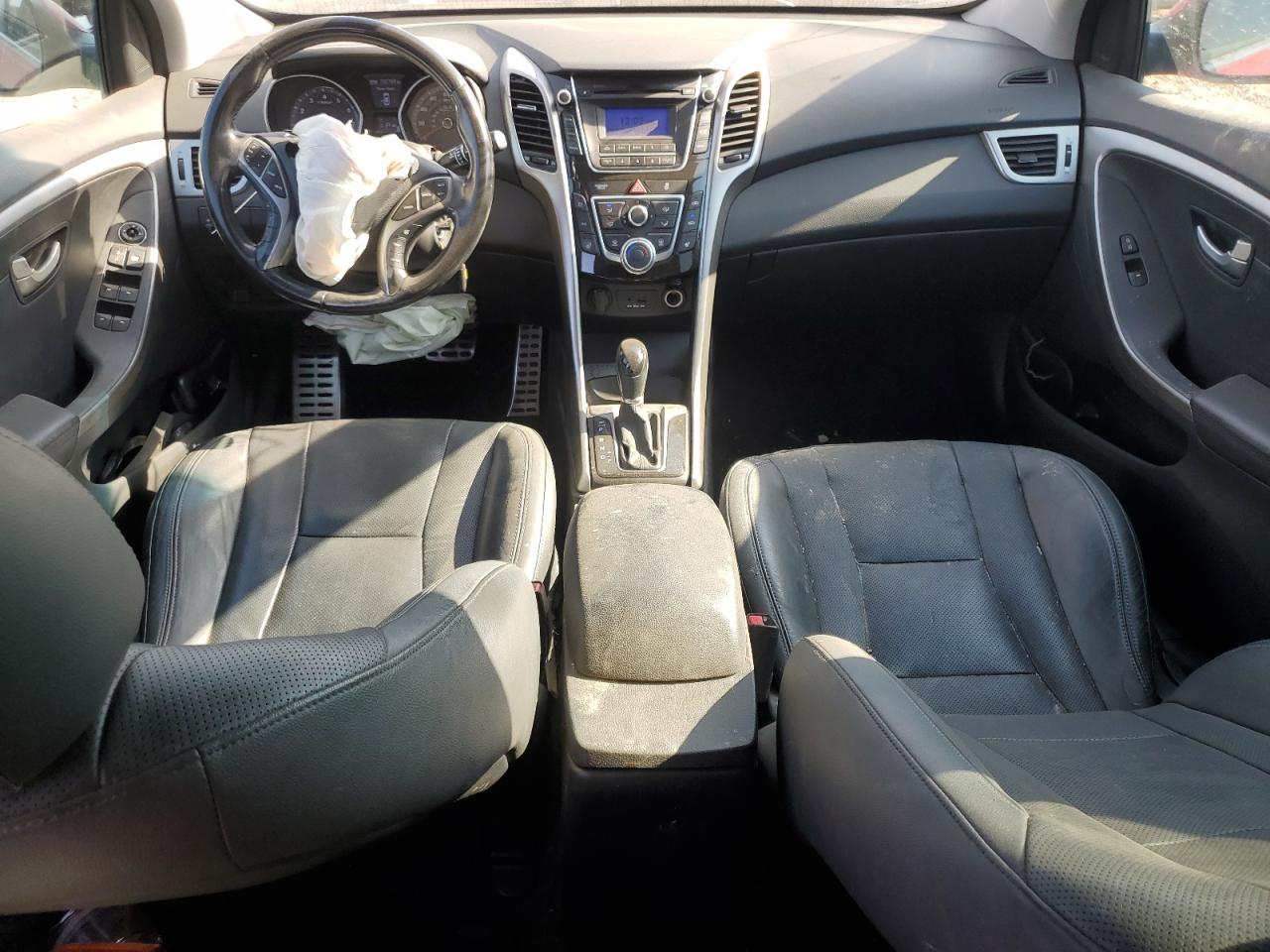 2013 Hyundai Elantra - Image 8