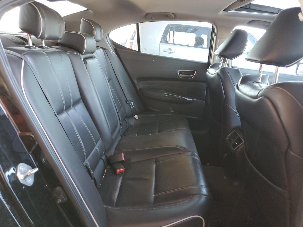 2018 Acura TLX - Image 10