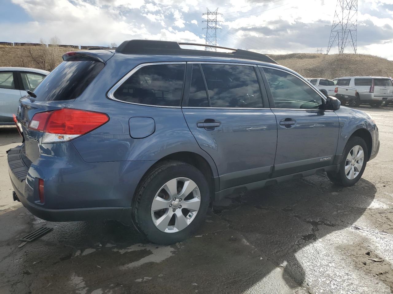 2013 Subaru Outback - Image 3
