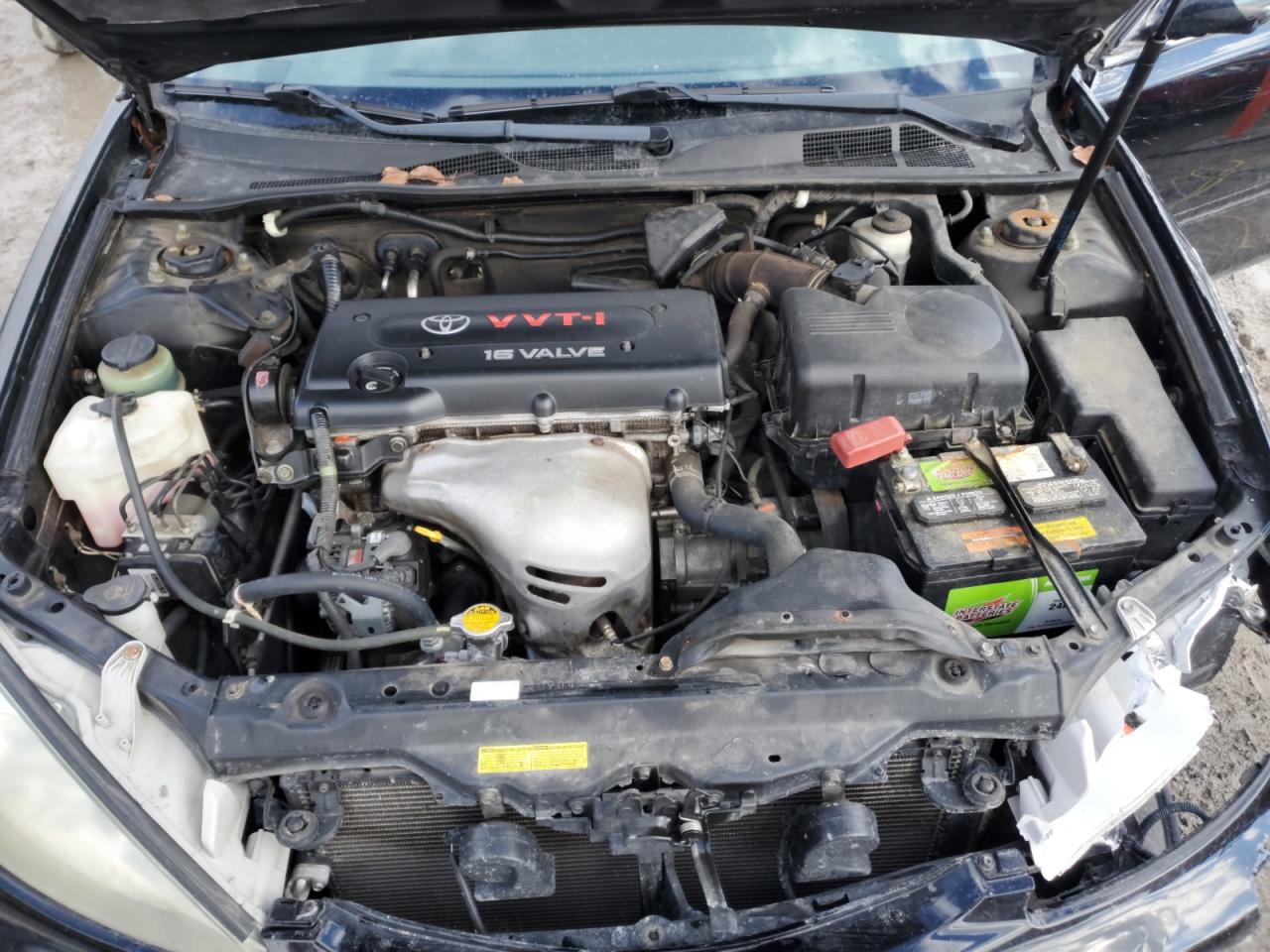 2004 Toyota Camry - Image 11