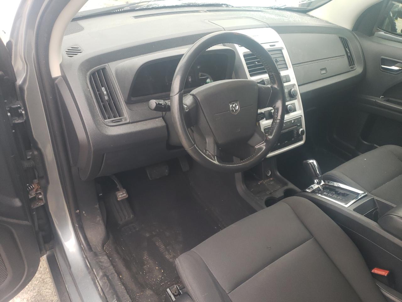 2010 Dodge Journey - Image 8